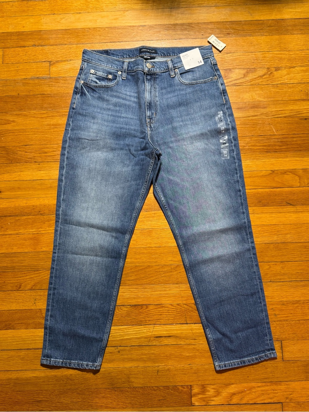 Aeropostale Women’s Medium Blue Straight Mom Jeans